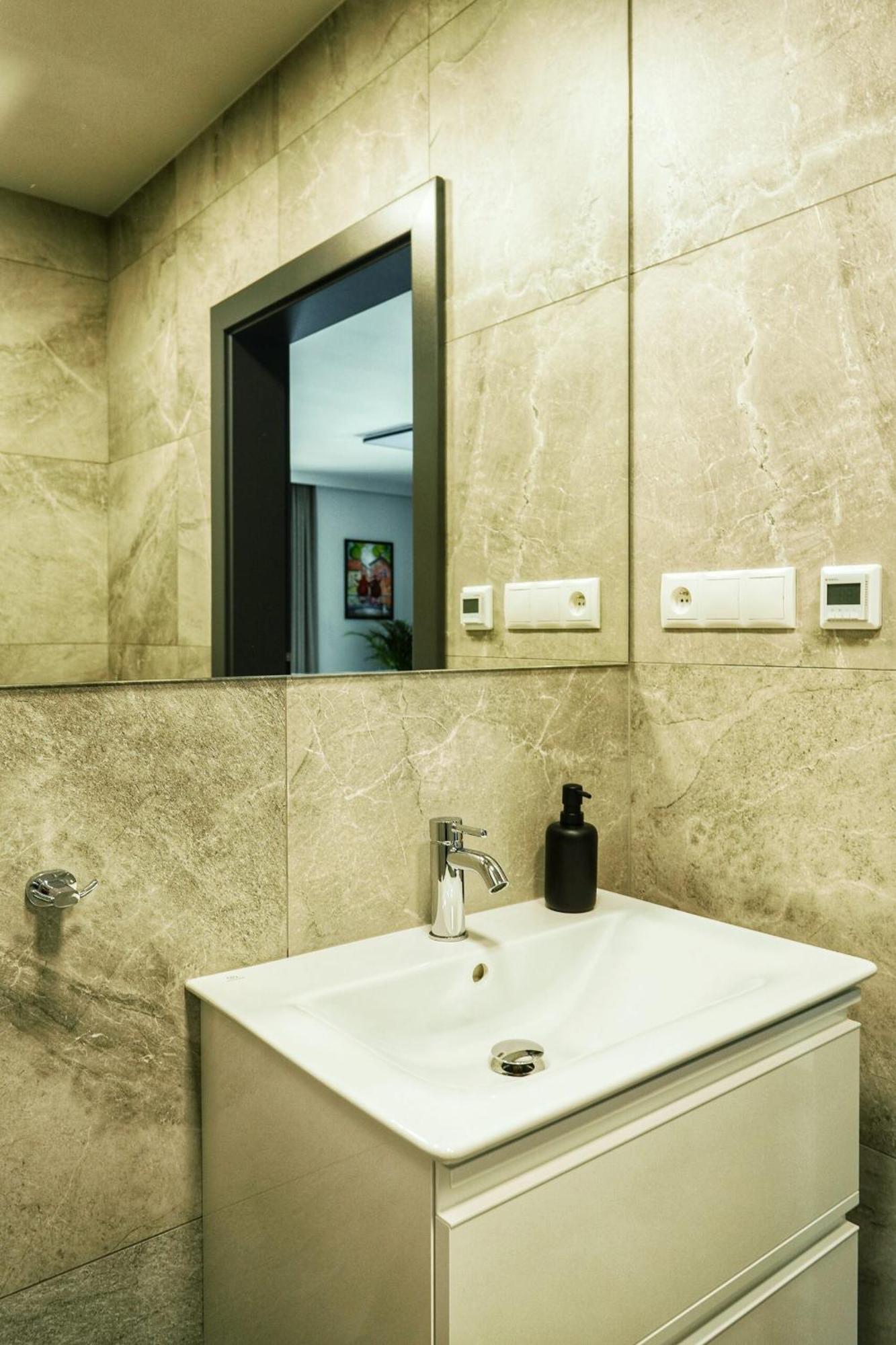 Apartamenty Centrum Park Twardowskiego 4 Zielona Gora  Exterior photo